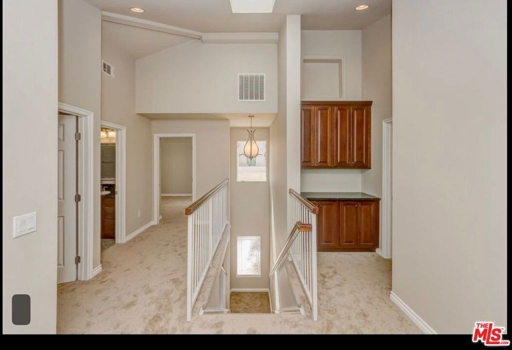 415 W Regent Street - Photo 0