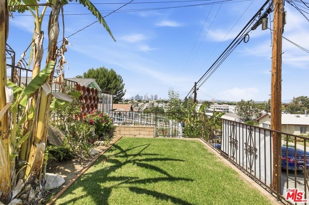 2752 Guirado Street - Photo 4