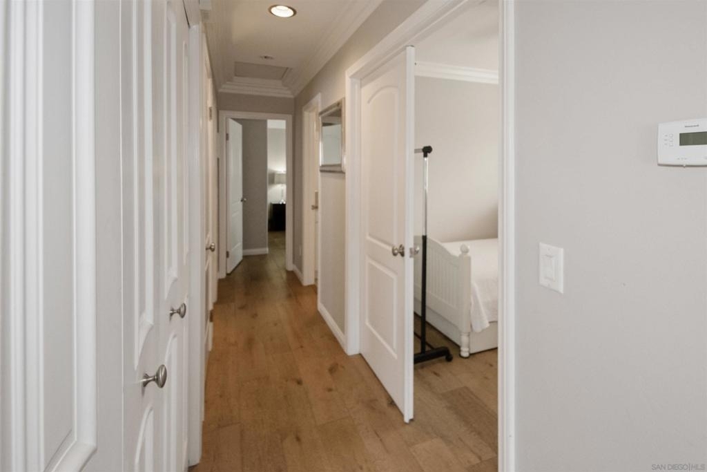 1052 Isabella Avenue - Photo 10
