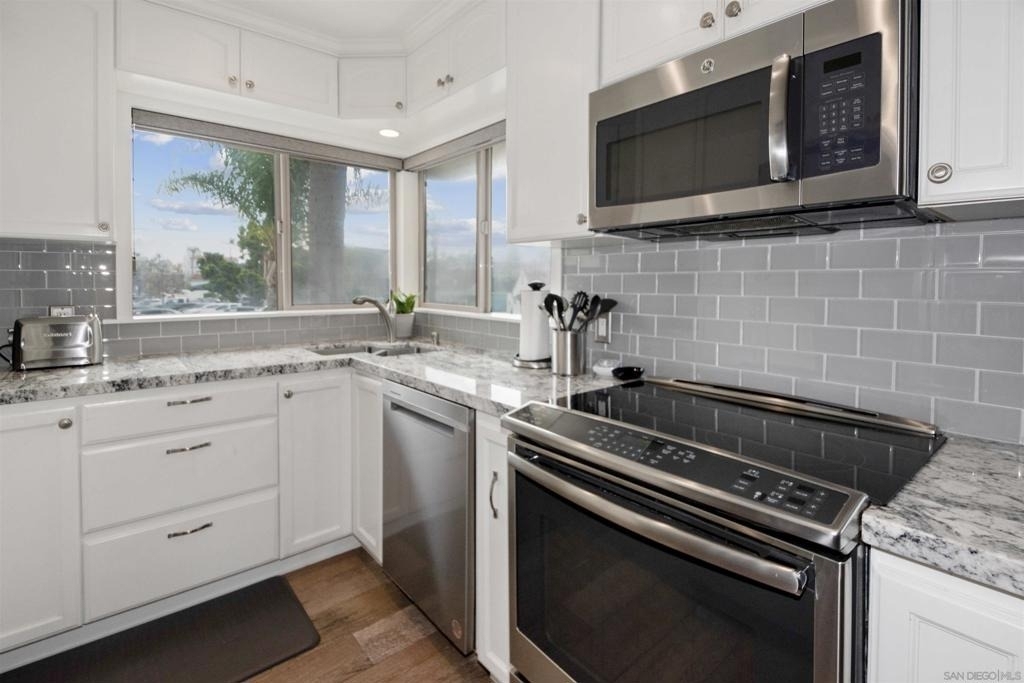 1052 Isabella Avenue - Photo 9