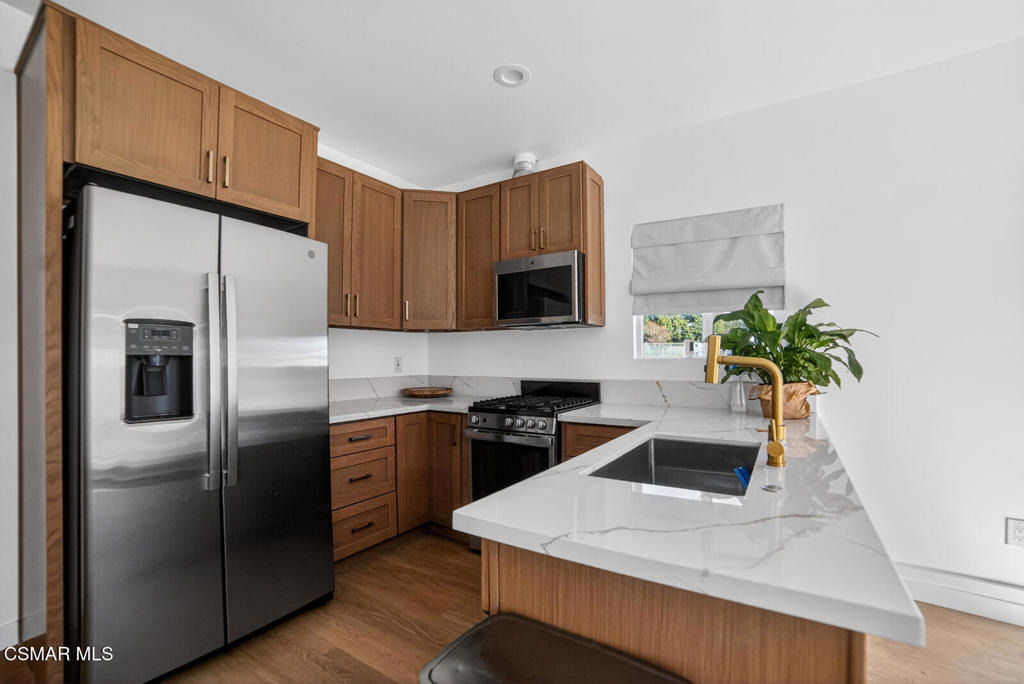 7817 Nita Avenue - Photo 3