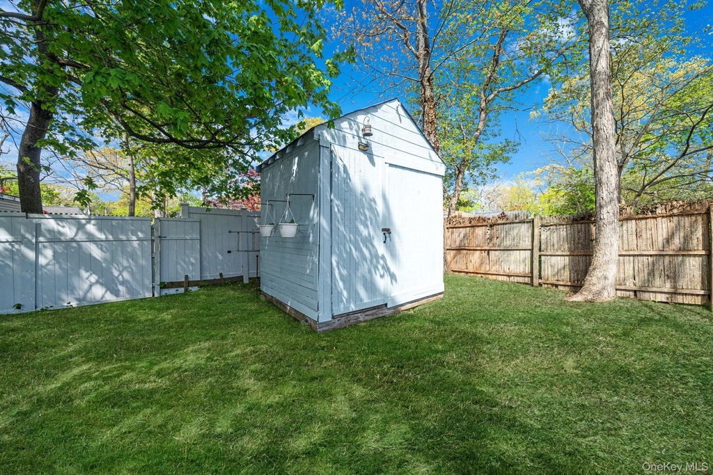 32 Dewey Street - Photo 18