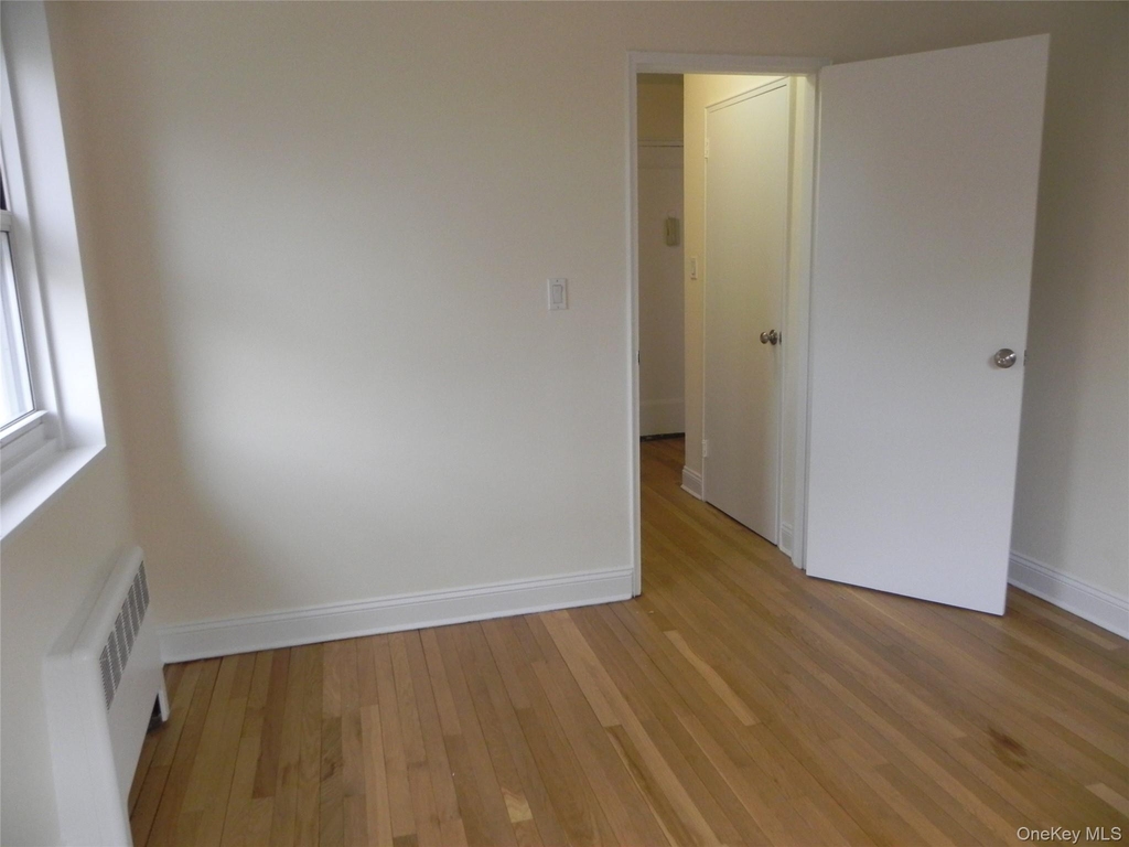 11 Schenck Avenue - Photo 10