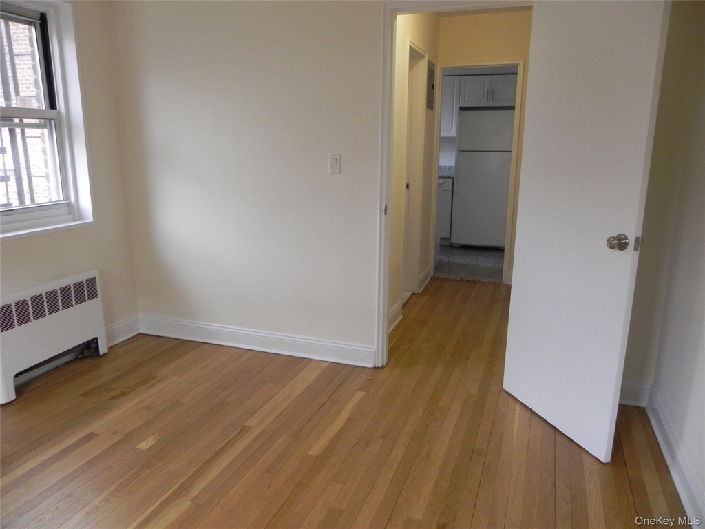 11 Schenck Avenue - Photo 9