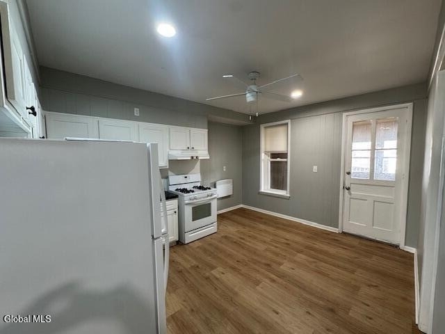 306 3rd Street - Photo 4