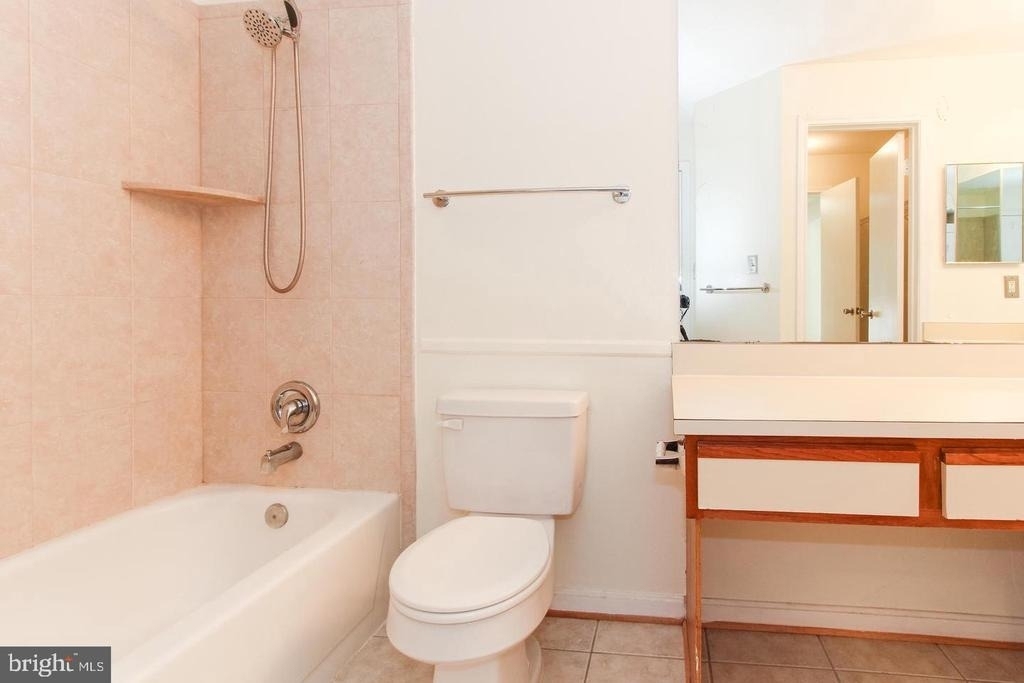 3916 Penderview Drive - Photo 4