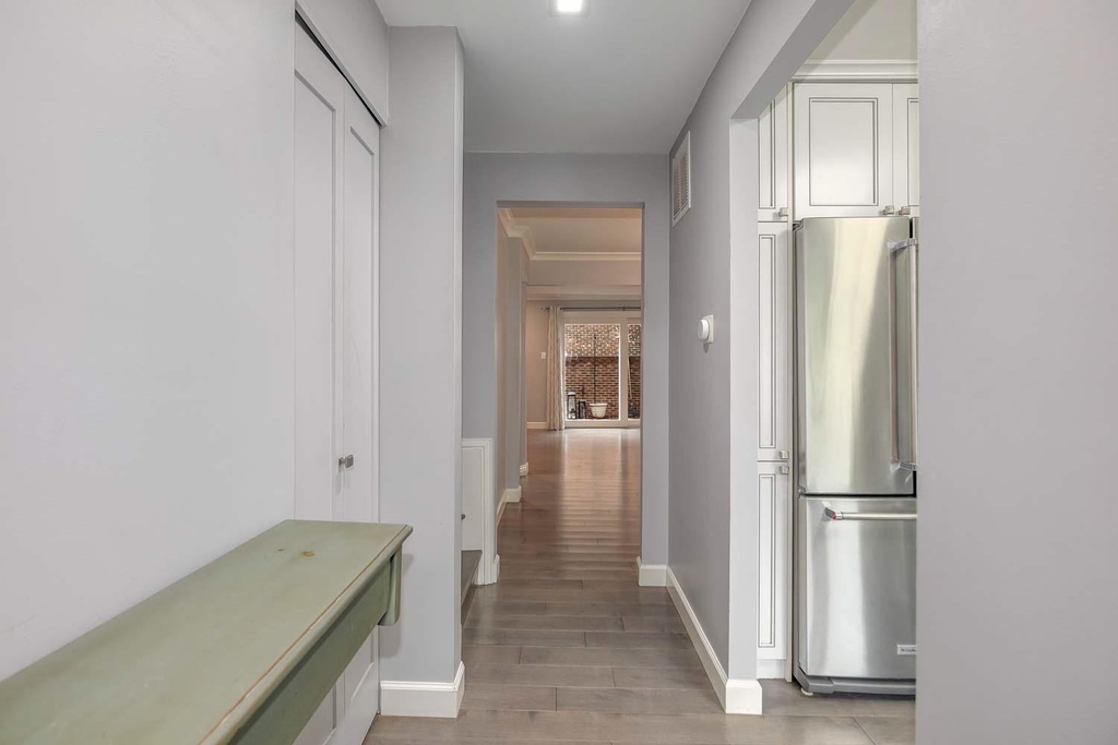 935 S Taylor Street - Photo 2