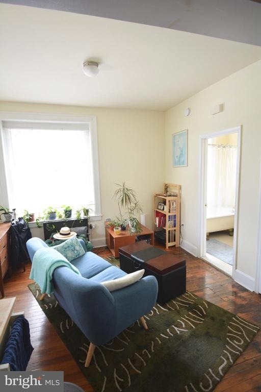 253 W Hansberry Street - Photo 16