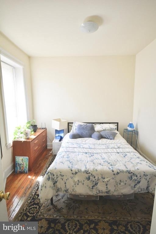 253 W Hansberry Street - Photo 10
