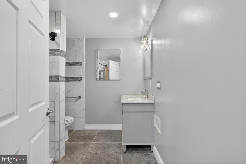 505 69th Street - Photo 33