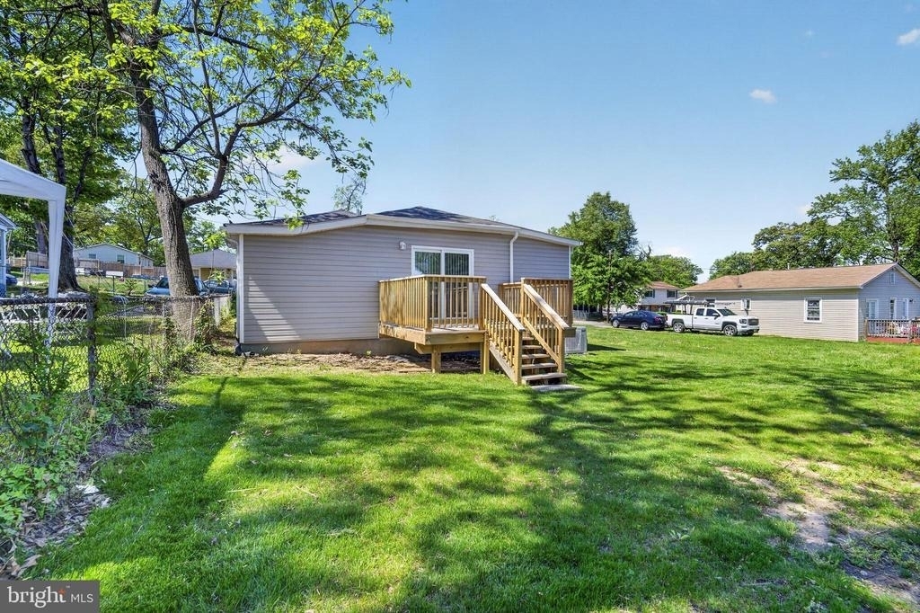 505 69th Street - Photo 37