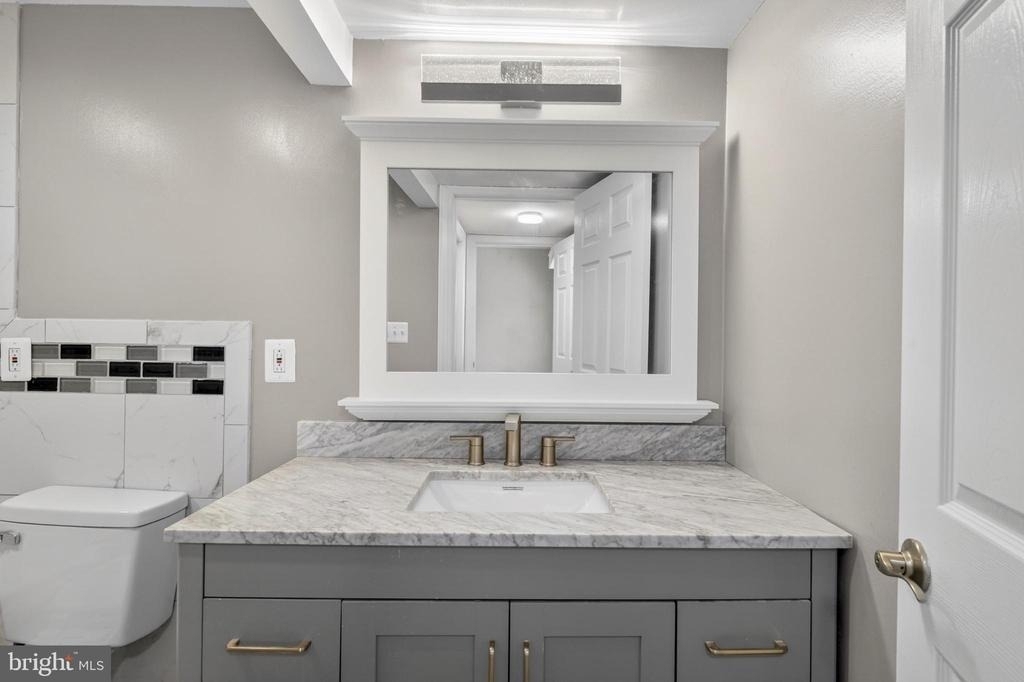 505 69th Street - Photo 19