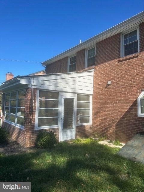 705 Ashford Road - Photo 2