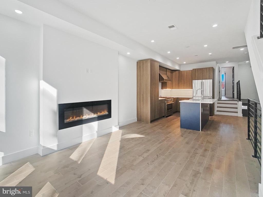 2228 13th Street Nw - Photo 4
