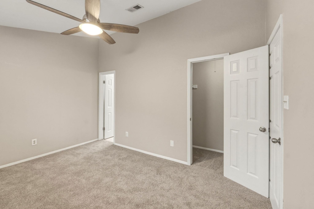 2302 Fuzz Fairway - Photo 12