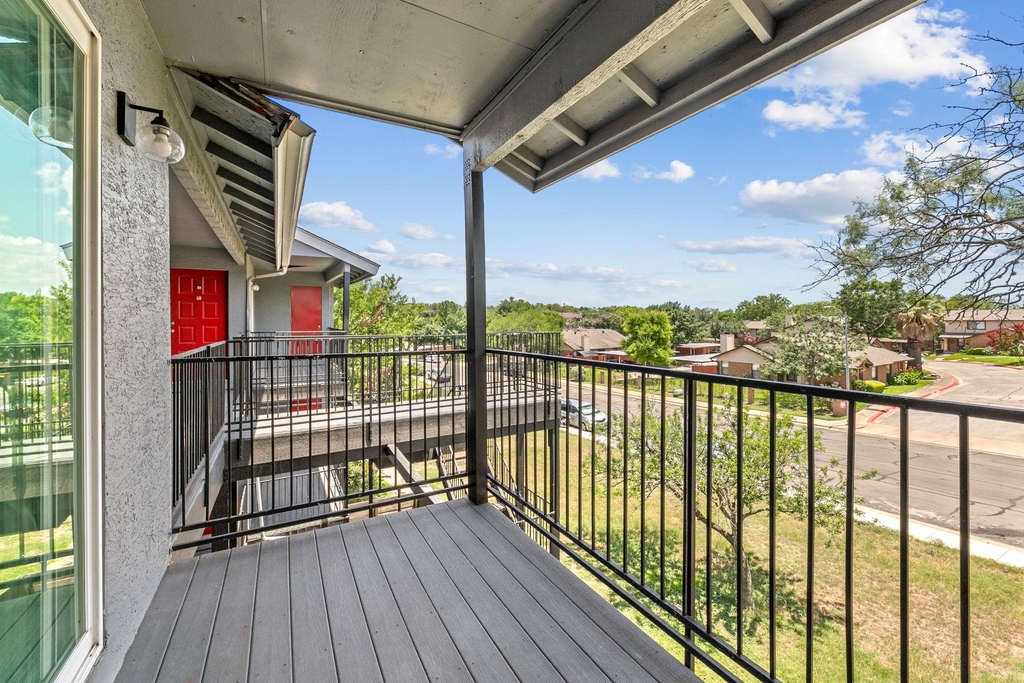 6812 S Congress Ave - Photo 9