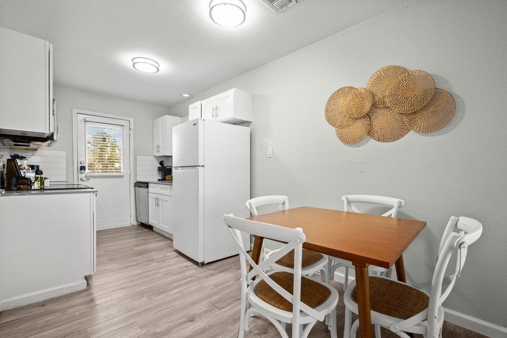 6812 S Congress Ave - Photo 4