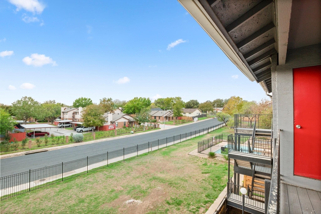 6812 S Congress Ave - Photo 10