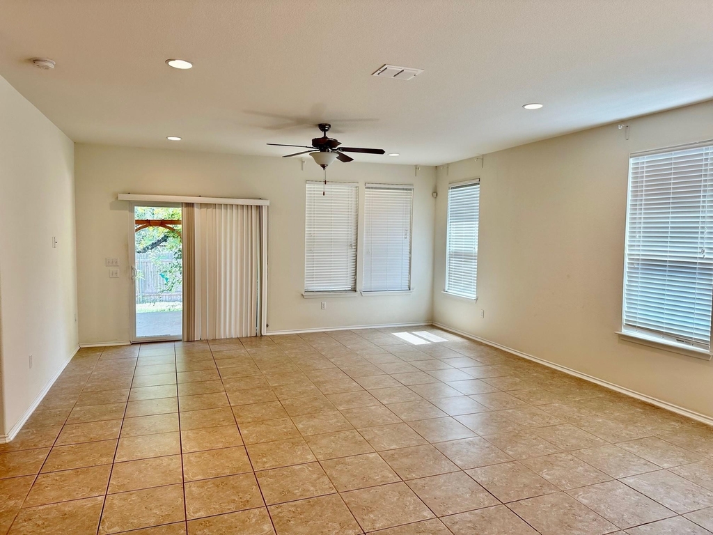 413 Hunters Hill Dr - Photo 14