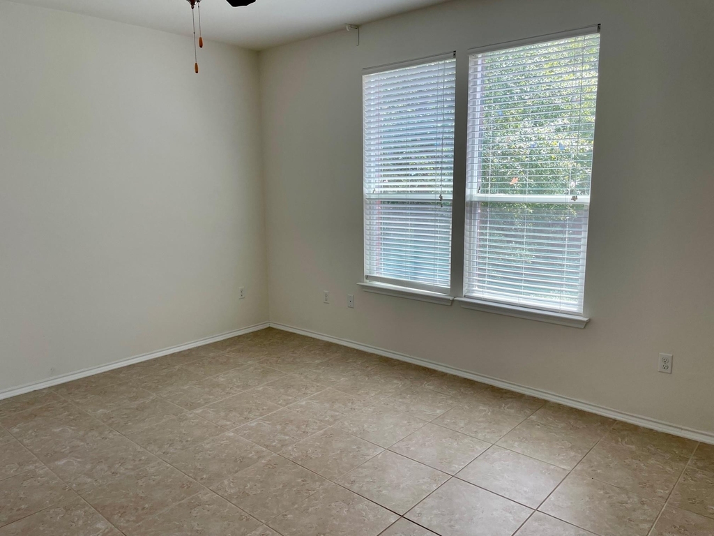 413 Hunters Hill Dr - Photo 19