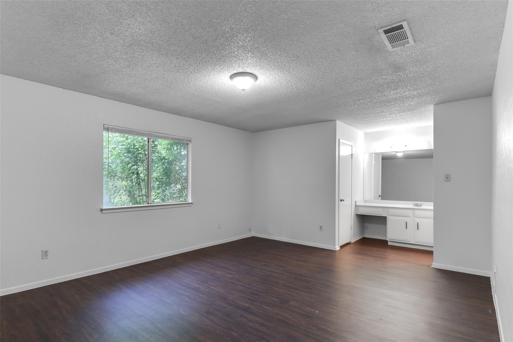656 Mairo St - Photo 8