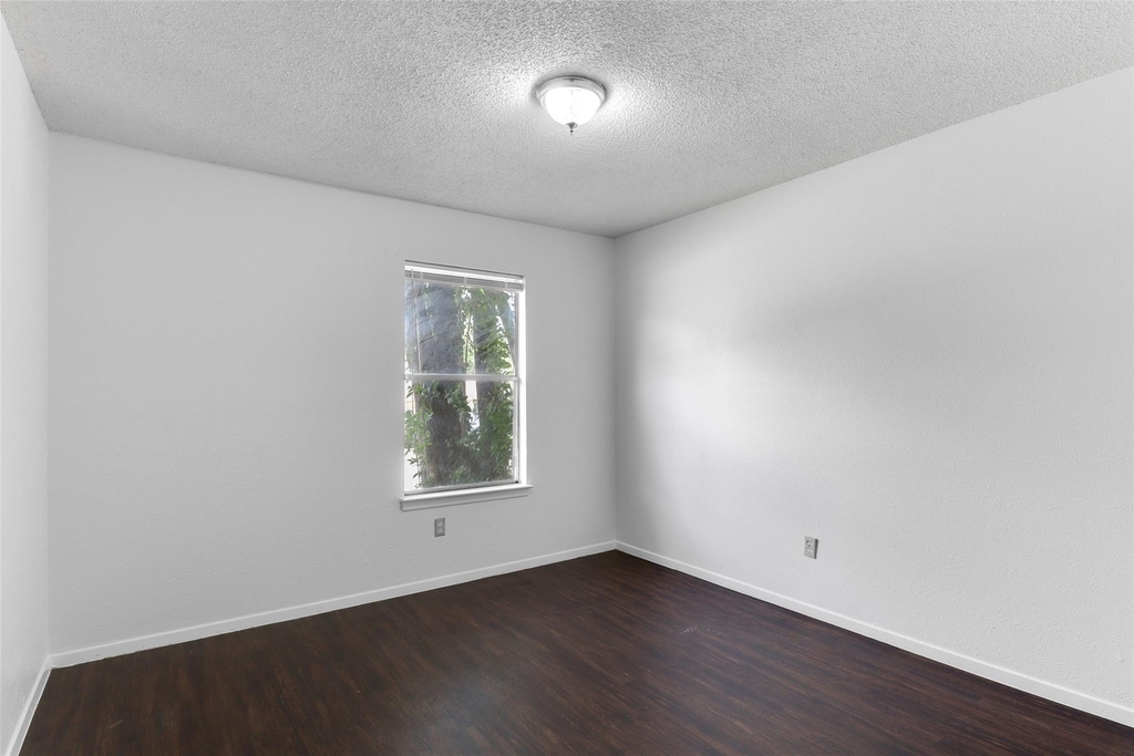 656 Mairo St - Photo 13