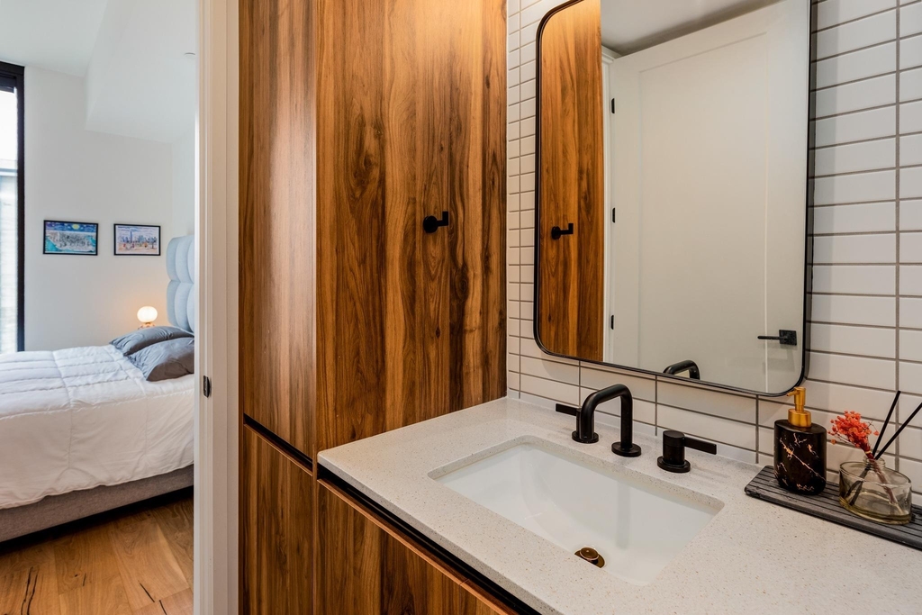 84 N East Ave - Photo 20