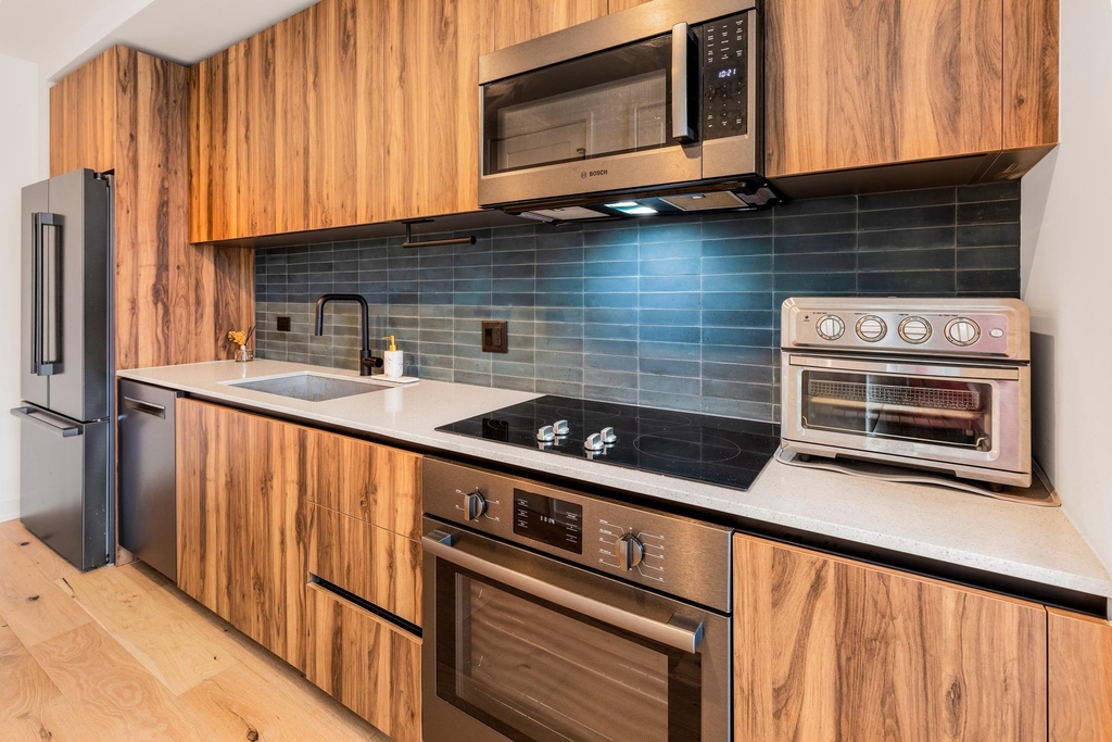 84 N East Ave - Photo 11