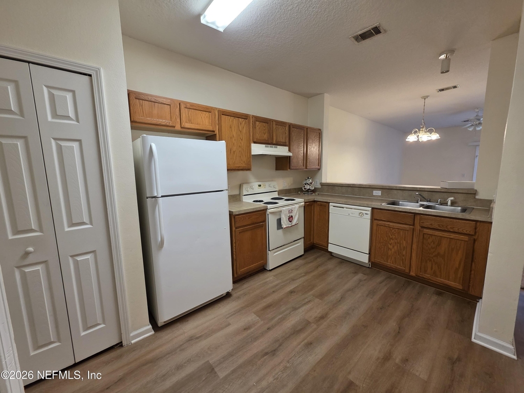 7818 Melvin Road - Photo 18