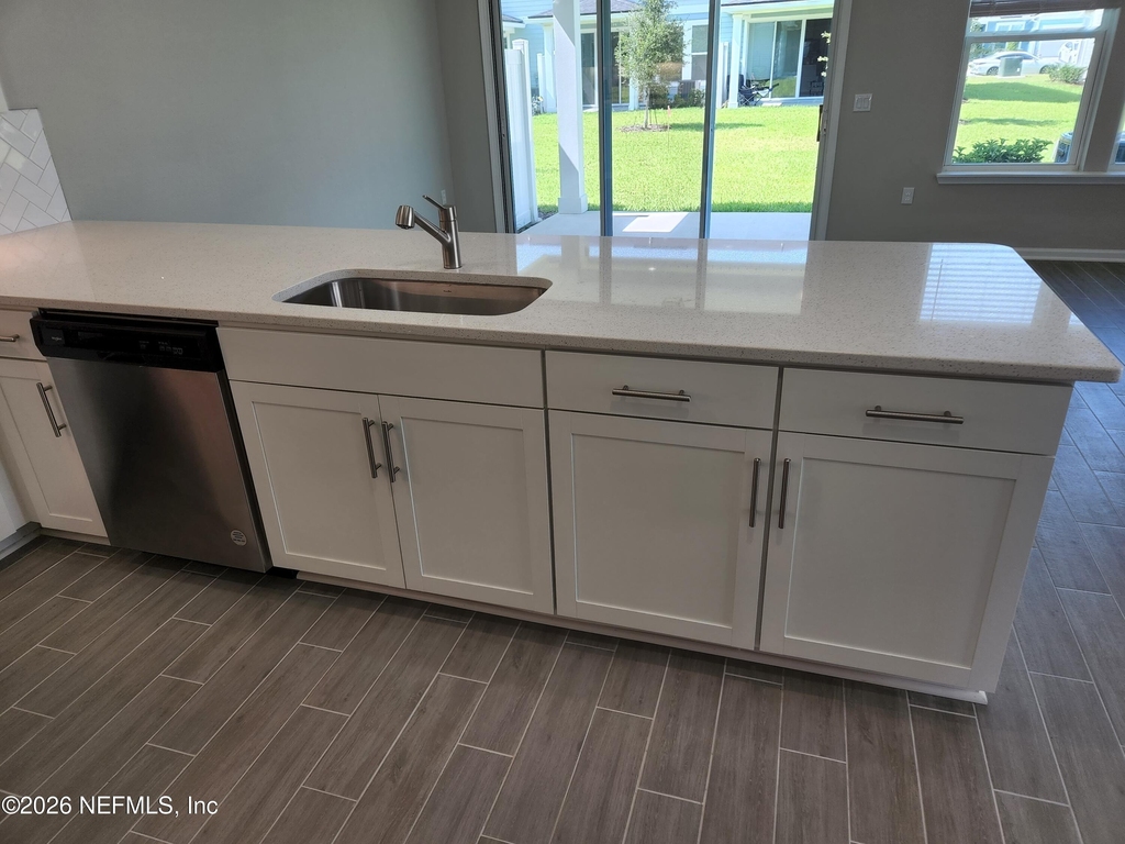 118 Pinebury Lane - Photo 5