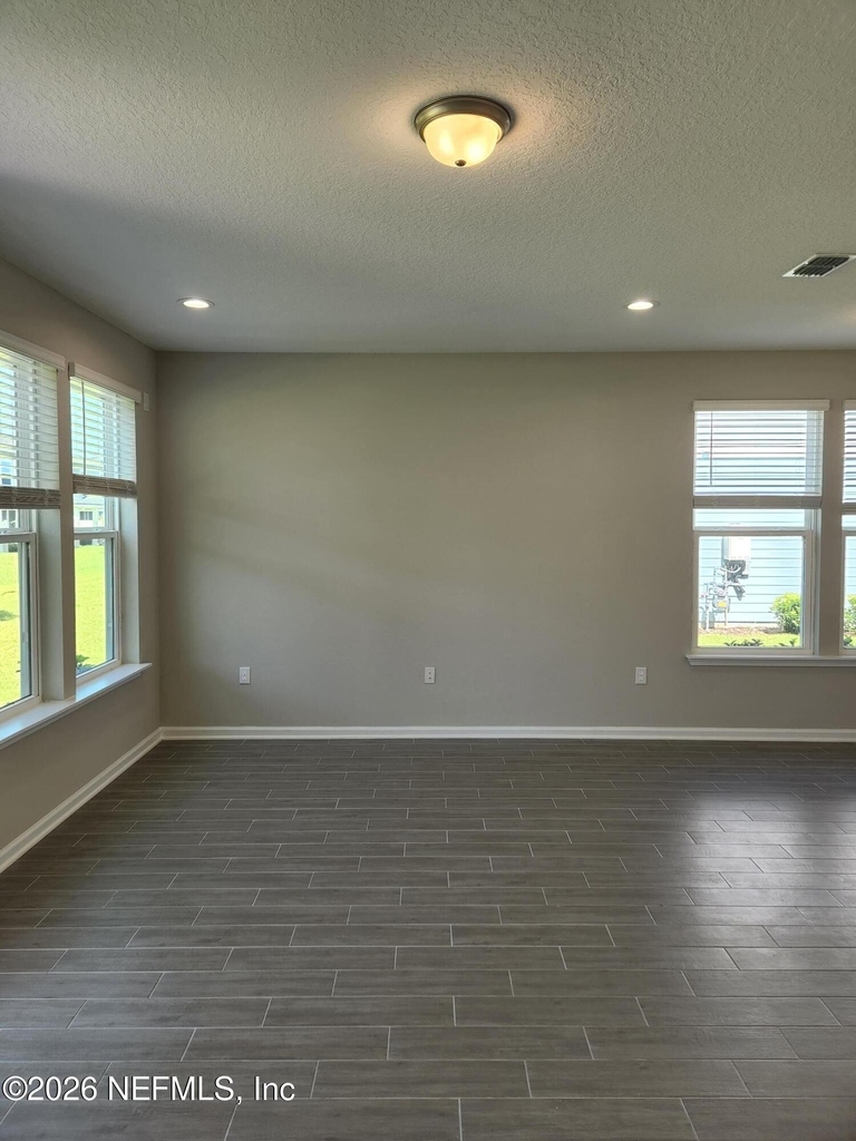 118 Pinebury Lane - Photo 8