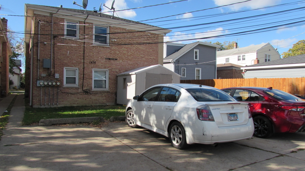 1436 Marengo Avenue - Photo 2