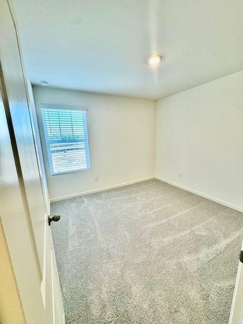 502 Robson Drive - Photo 5