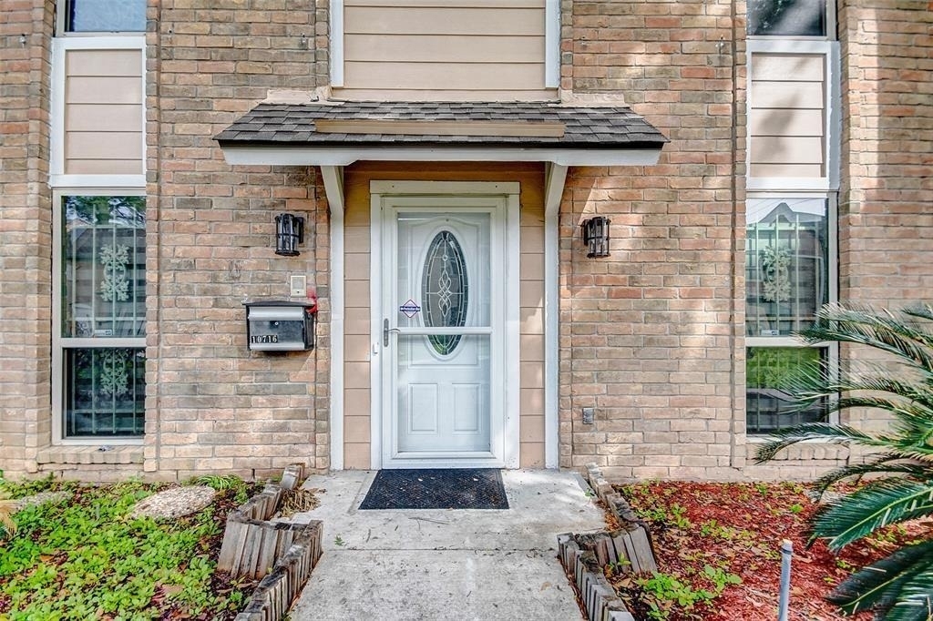 10716 Briar Forest Drive - Photo 0