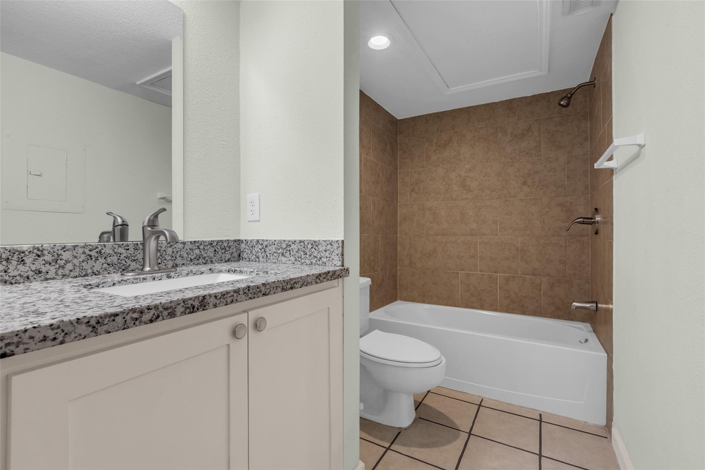 1311 Antoine Drive - Photo 13