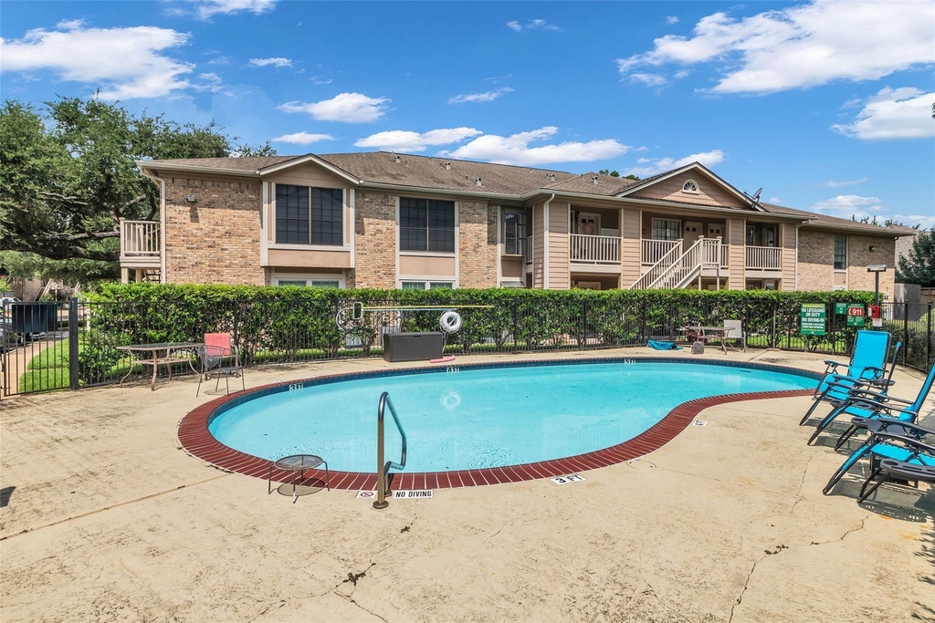 1311 Antoine Drive - Photo 16