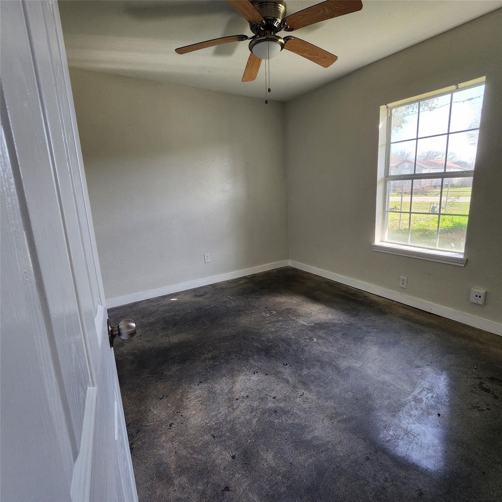 4710 Pelican Street - Photo 6