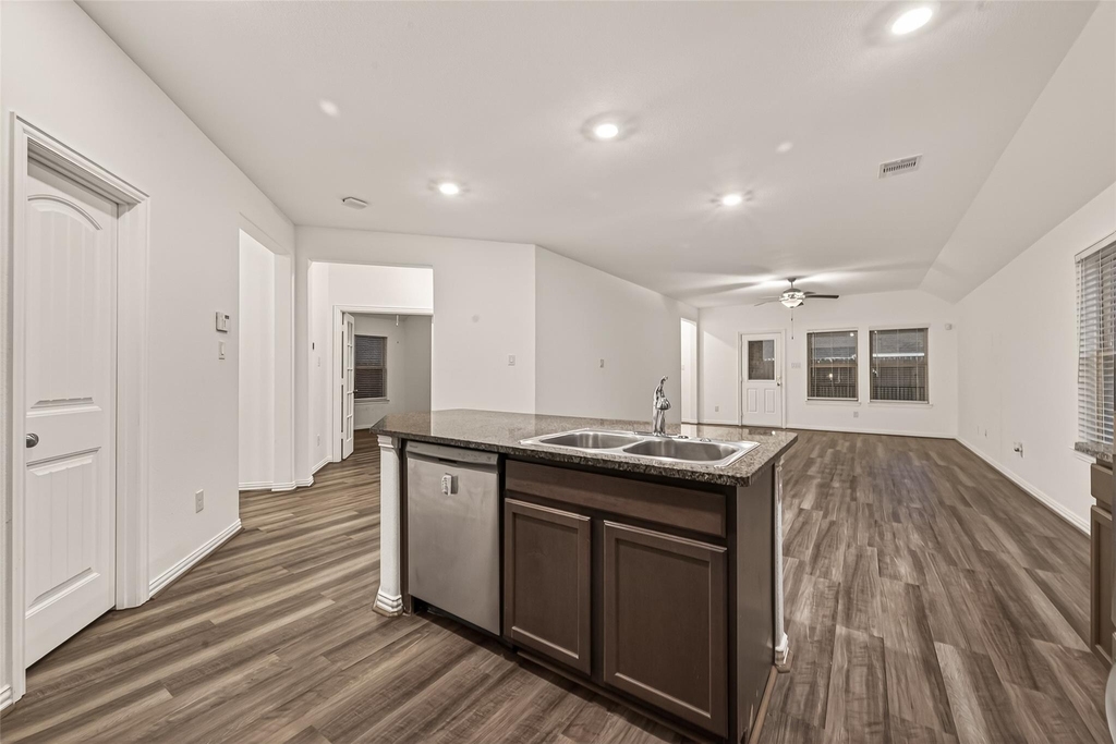 15918 Tug Court - Photo 3