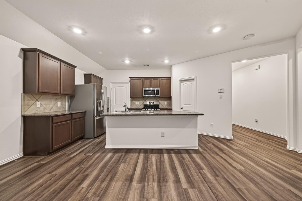 15918 Tug Court - Photo 1