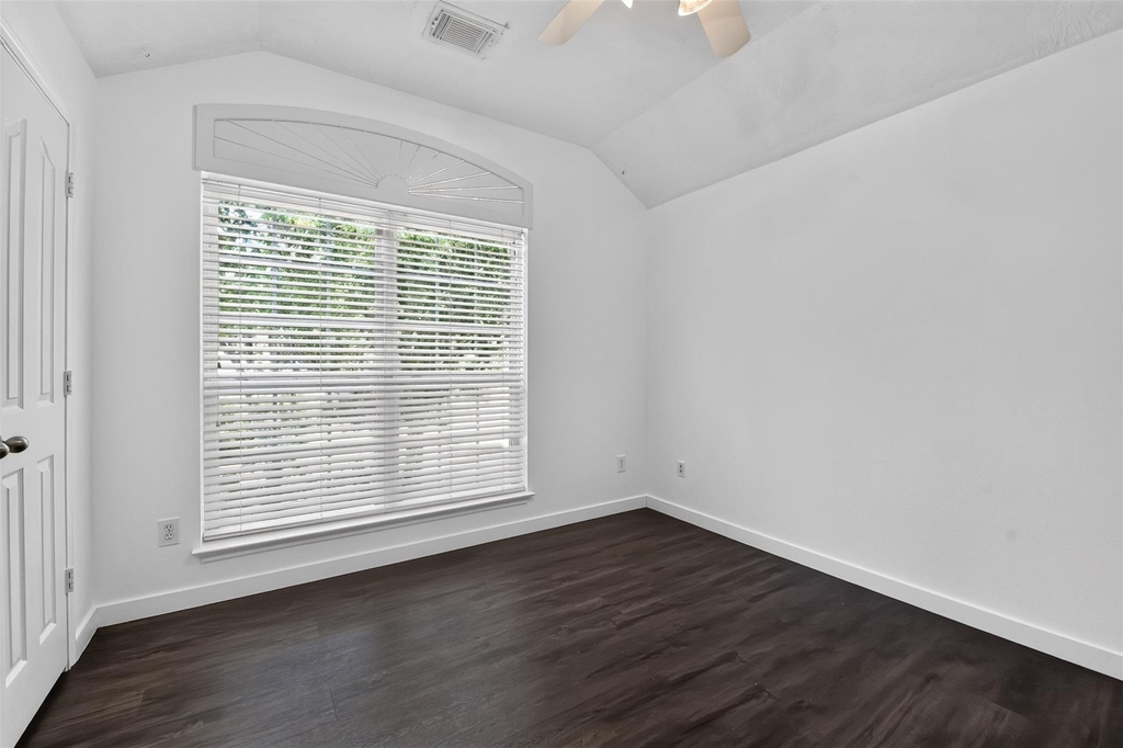 102 N Queenscliff Circle - Photo 33