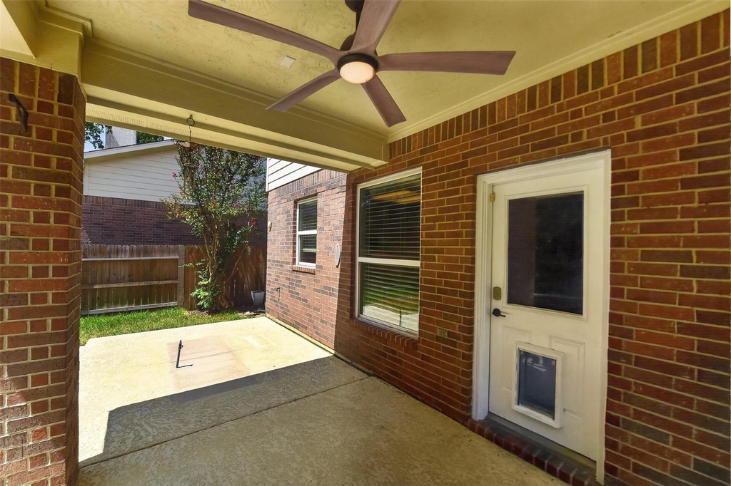 102 N Queenscliff Circle - Photo 6