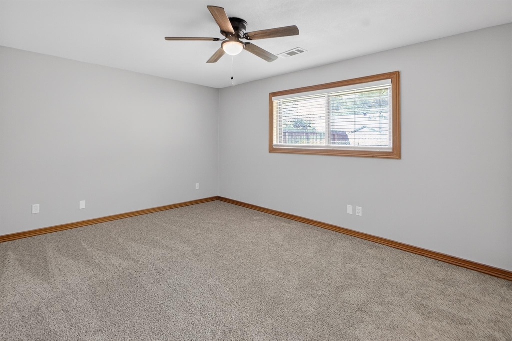 2027 Ottawa Lane - Photo 19