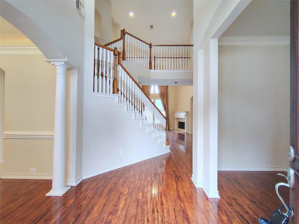 5606 Grandwood Lane - Photo 2