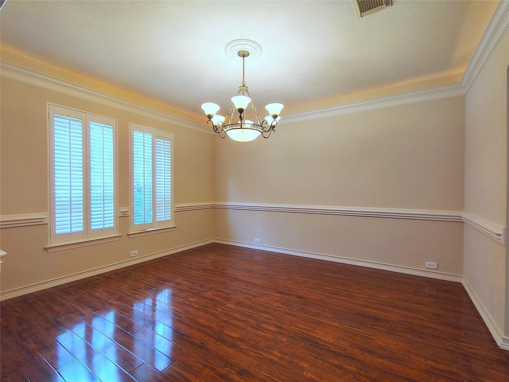 5606 Grandwood Lane - Photo 3