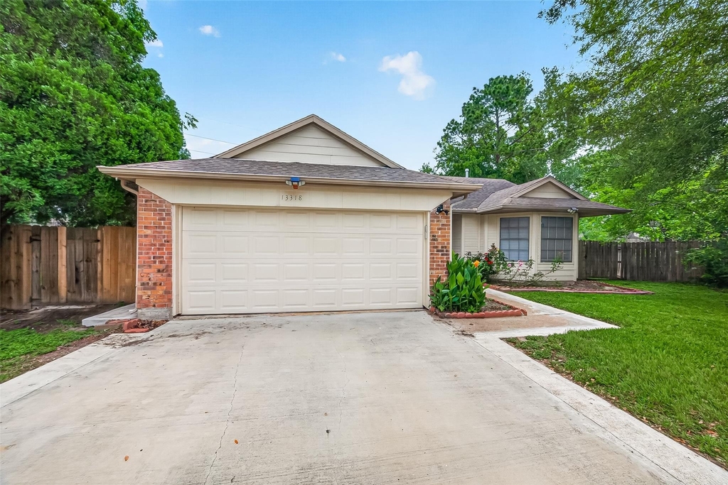 13318 Ascot Glen Lane - Photo 2