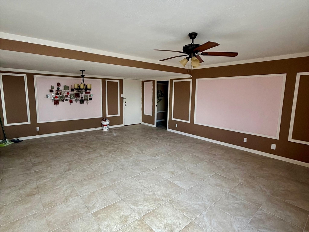7520 Hornwood Drive - Photo 2