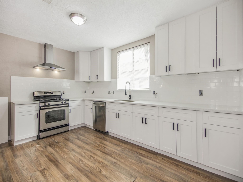 5108 Clay Street - Photo 12