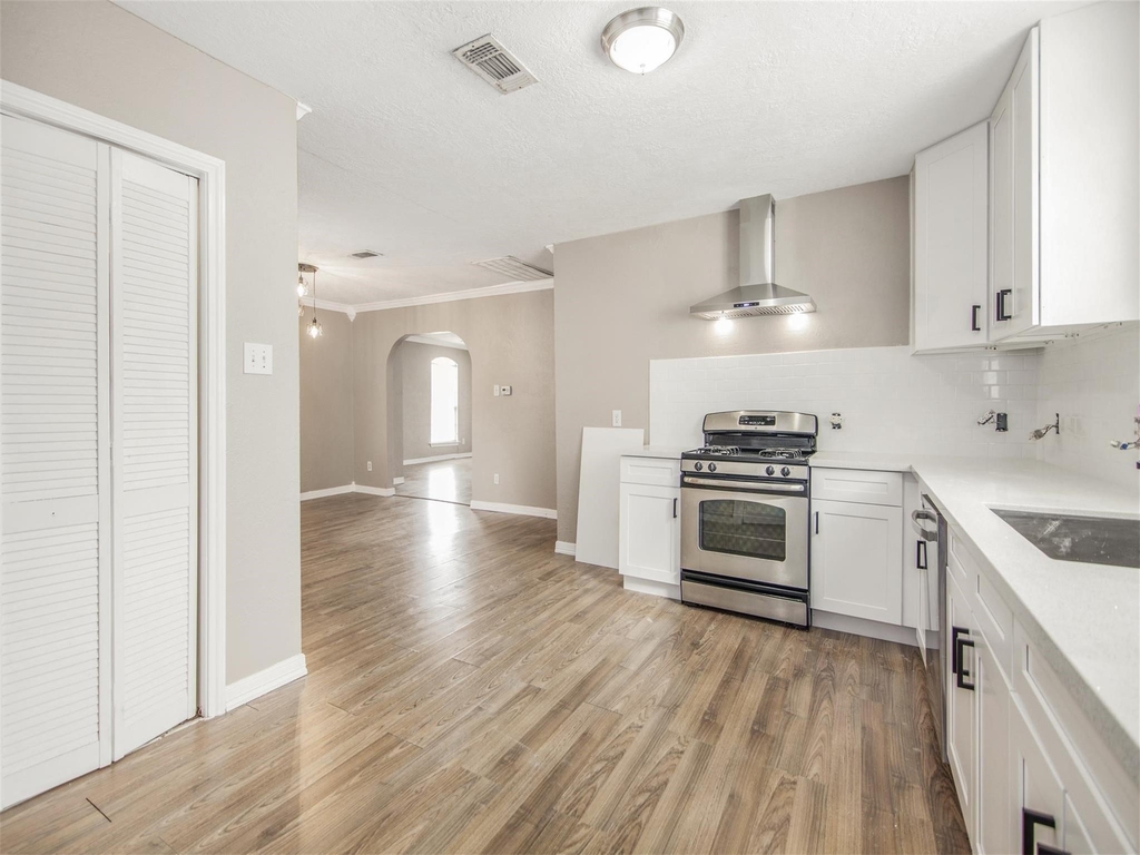 5108 Clay Street - Photo 10