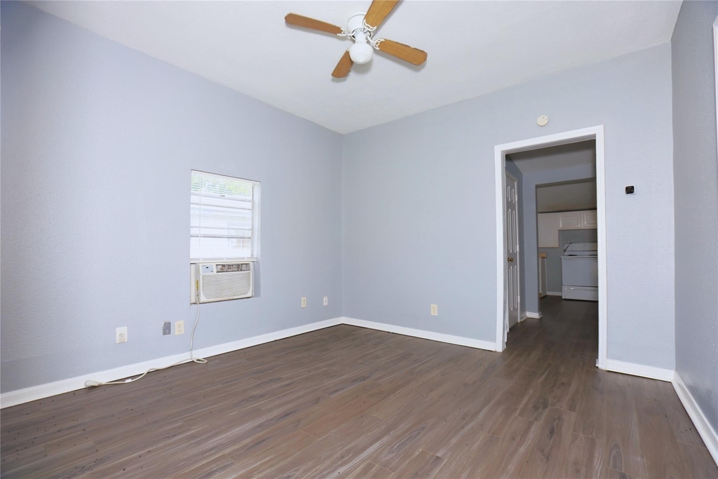 107 Prewitt Lane - Photo 2