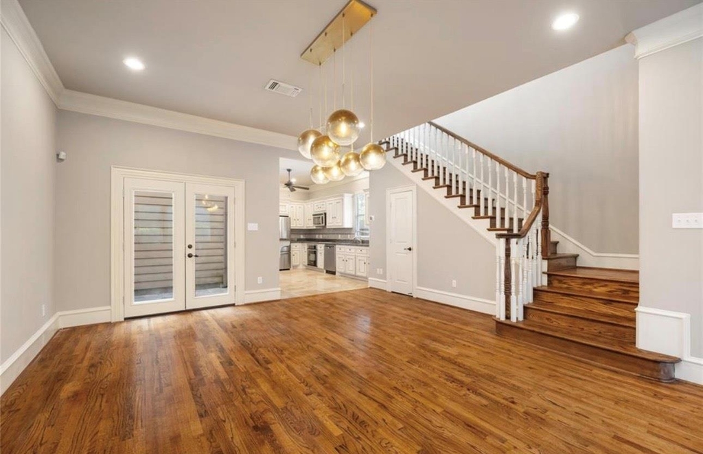 5545 Cornish Street - Photo 2